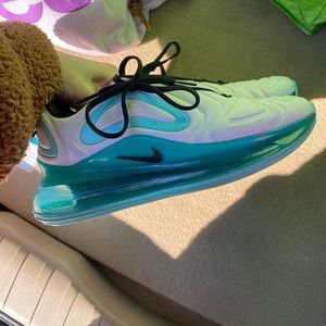 nike airmax white and teal